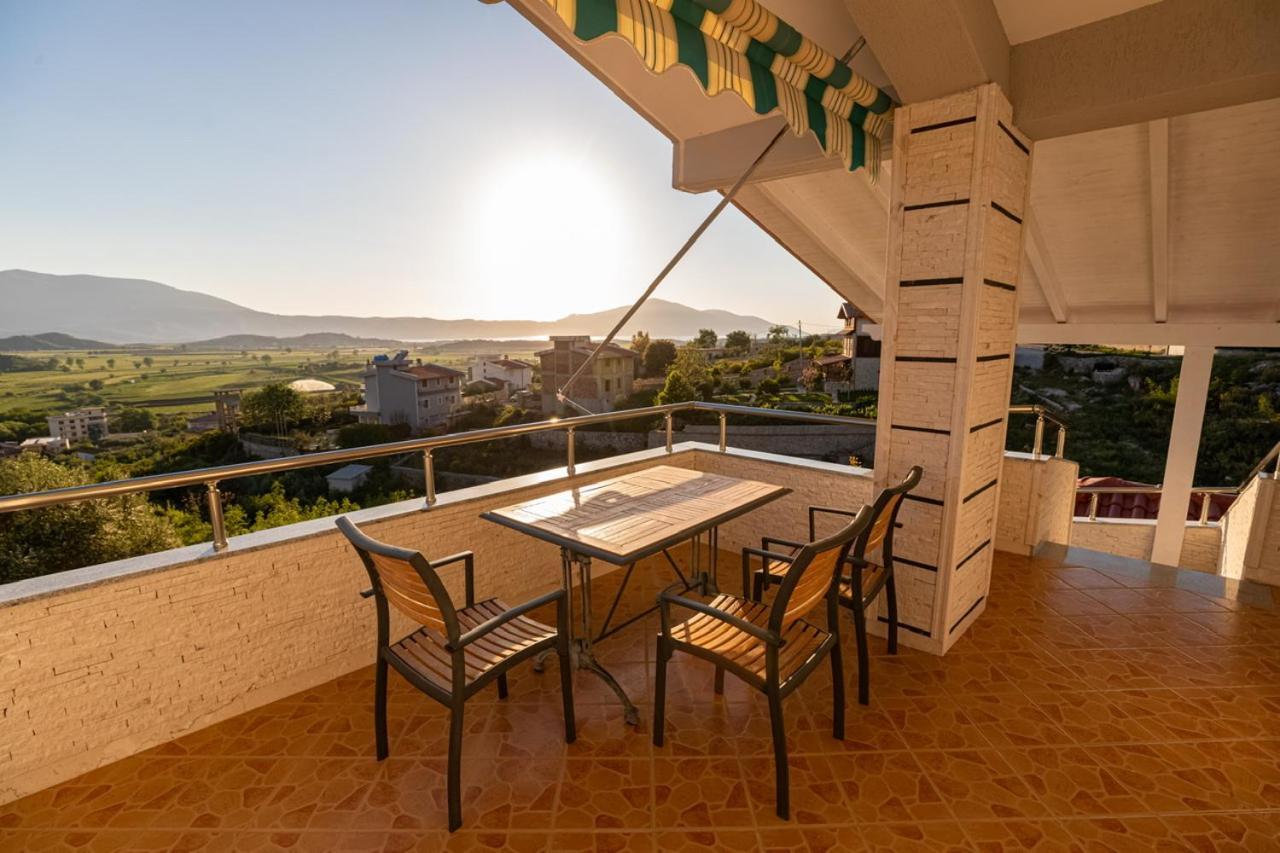 Vila Llano Vlorë Eksteriør billede